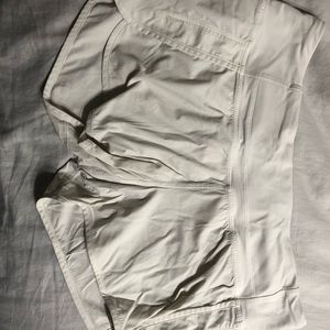 Lululemon Speed Up Shorts White 3 in Size 8